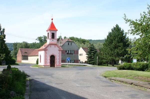 Soubor:Liběšice náves.JPG – Wikipedie