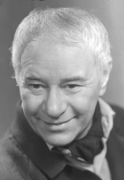 Ladislav Pešek pocházel z Brna.