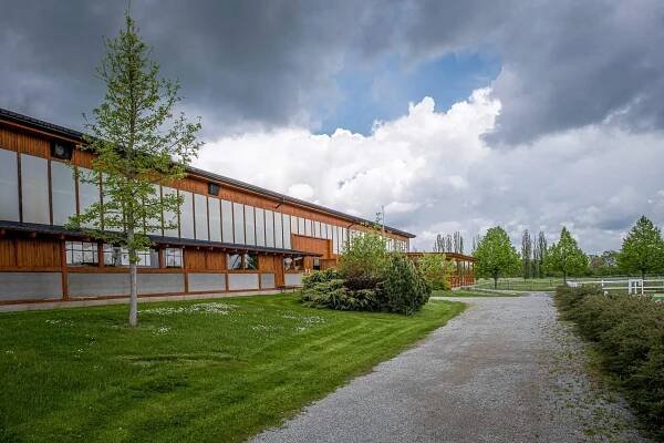 Koně Ptýrov – moderní jezdecký areál na okraji Českého ráje