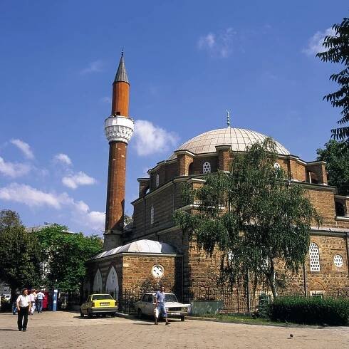 Muslimové v Bulharsku: „Vraťte nám mešity zabavené před sto lety!“ A už teče krev...