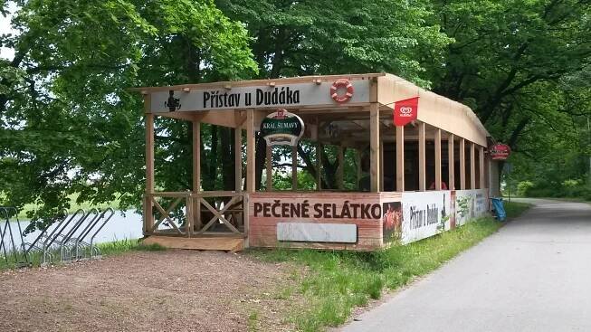 Fotogalerie • Přístav U Dudáka (Imbissbude) • Mapy.com