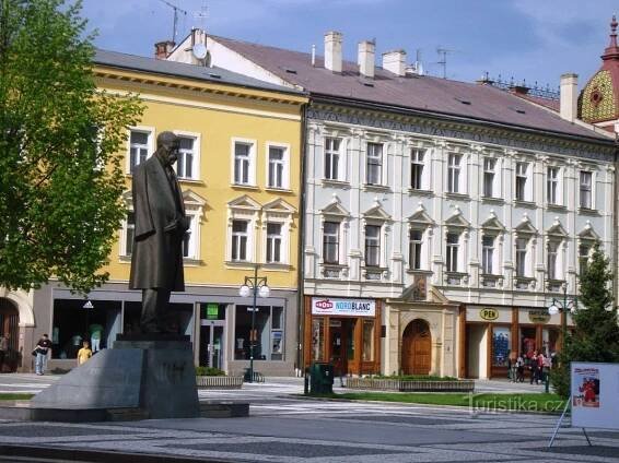 Prostějov-náměstí T.G.Masaryka-pomník T.G.Masaryka-Foto:Ulrych Mir.