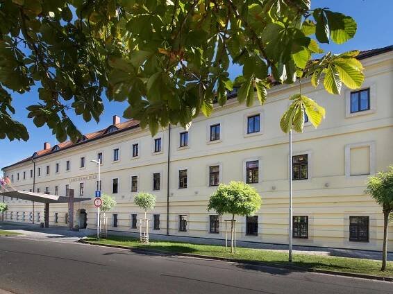 EA Hotel Tereziánský dvůr, Hradec Králové