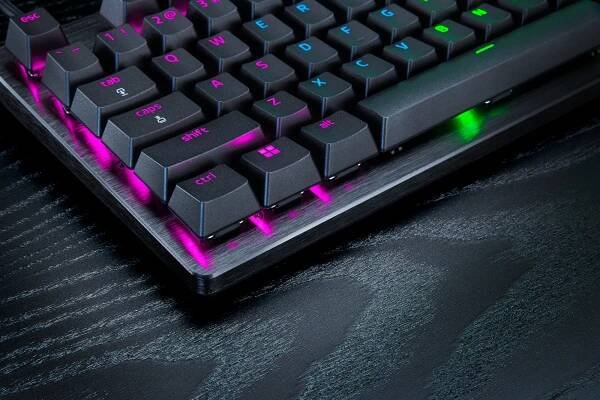 Razer Huntsman V3 Pro Tenkeyless, US (RZ03-04980100-R3M1) | TSBOHEMIA.CZ