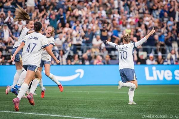Jess Fishlock, Sofia Huerta named to August Best XI