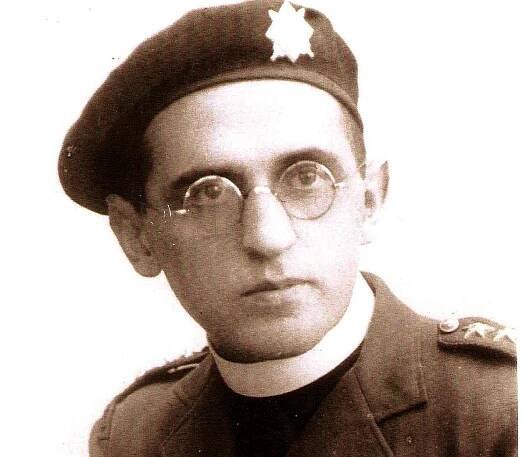 „Pane, nauč mě, abych bojoval nedbaje zranění.“ Kaplan byl v boji u svých vojáků