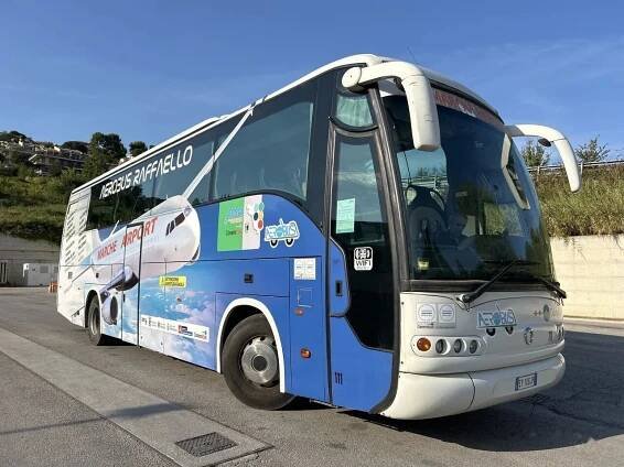 Turistický autobus Irisbus Domino: obrázek 1