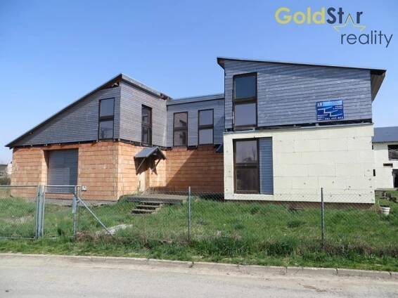 GoldStar Reality 