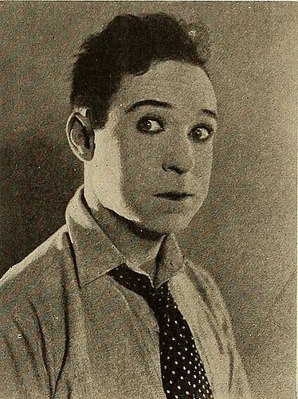 Harry Langdon - Wikipedia