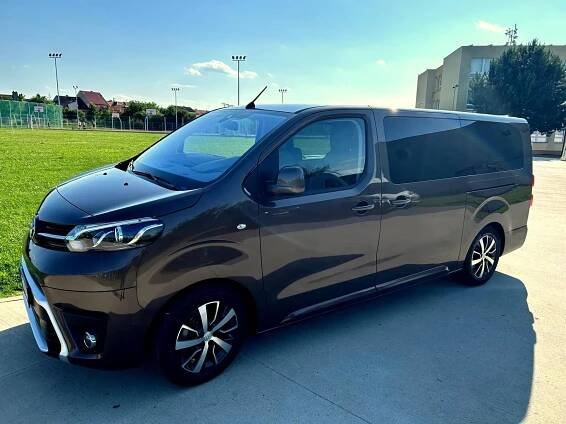 Toyota Proace Verso VIP, L2, 7 os. - Dodávky Kroměříž