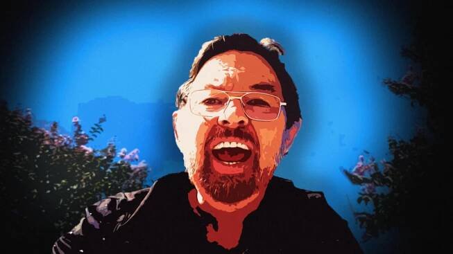 Jim Watkins in einem YouTube-Video