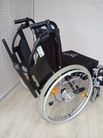 REPAS: Invalidní vozík Breezy, šíře sedu 42 cm