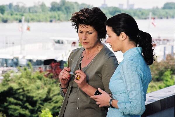 Soko Vídeň - Notwehr - Z filmu - Mona Seefried, Pia Baresch