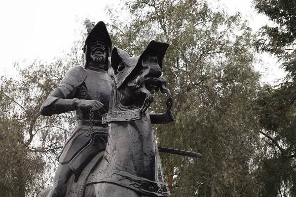 Estatua_Francisco_Pizarro_Lima