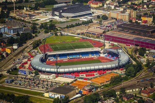Ostrava, Městský stadion v Ostravě-Vítkovicích | HOCHTIEF