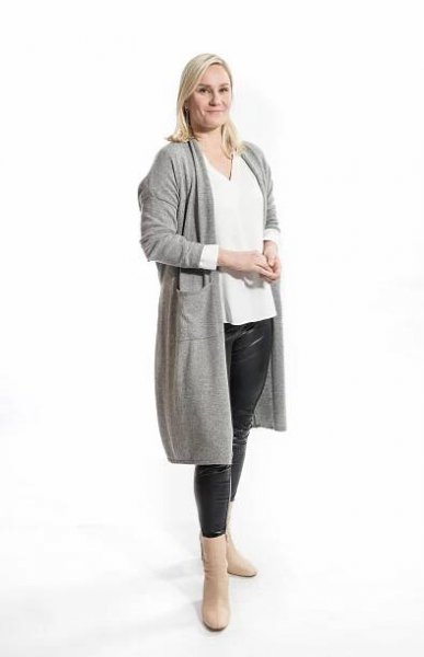 Kellot soi - Promo - Laura Malmivaara