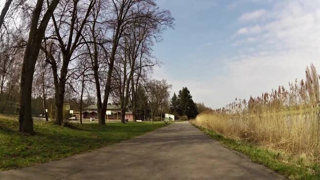 Cyklostezka Nymburk - Poděbrady - Nymburk - Videotrasa - Livetouring.com