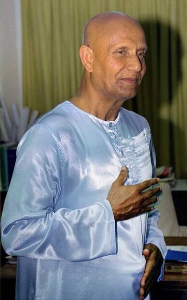 1993-01-18Philippines_UniSouthernPhilippinesHonoraryDegree-sri-chinmoy