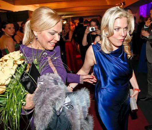 Co dělá a jak vypadá jediná dcera Dagmar Havlové? Krásná Nina vystudovala práva a živí se jako soudkyně