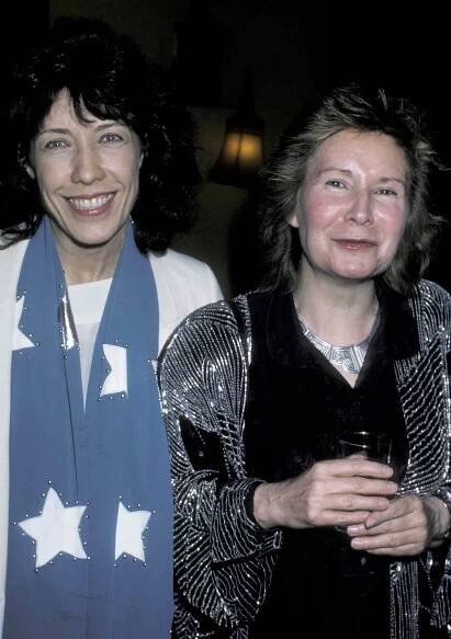 Lily Tomlin and writer Jane Wagner attending "New York Drama Circle Awards" on May 19, 1986 at the Algonquin Hotel in New York City, New York