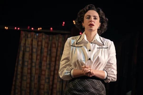 'The Hills of California' Review: Sam Mendes Directs on Broadway