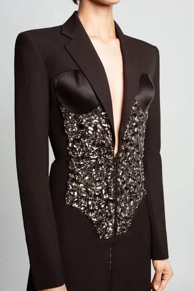 Jet Black Crystal Corset Dress – Sharp-Shouldered Mini Silhouette