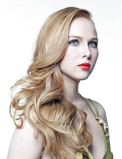 molly c. quinn sexy