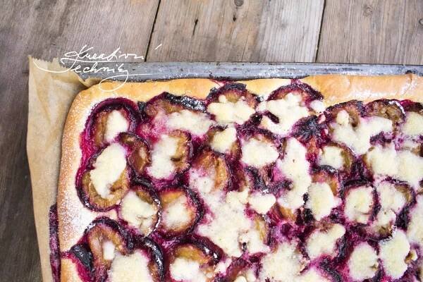 Švestkový koláč s drobenkou: recept