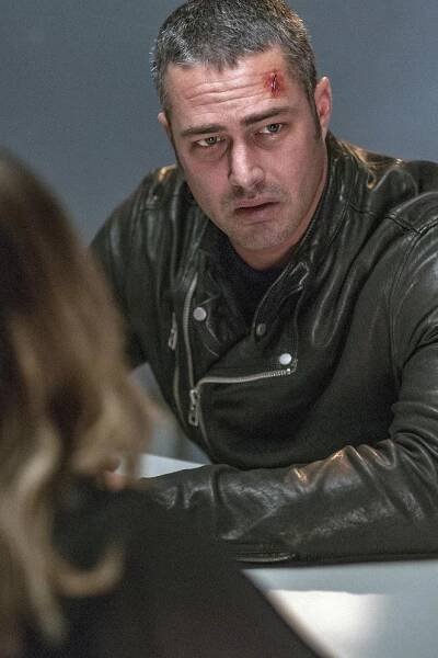 Policie Chicago - Don't Bury This Case - Z filmu - Taylor Kinney