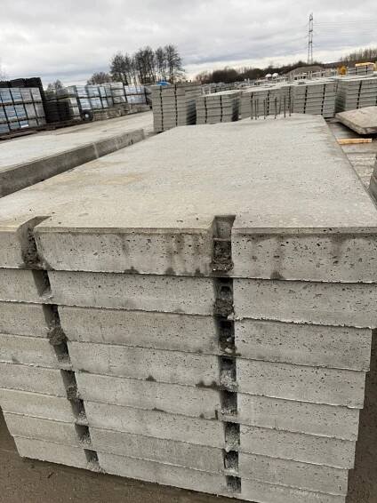BETONOVÉ SILNIČNÍ DESKY MON 300x150x15 vyztužené dvojitou sítí za 625.00CZK - Allegro