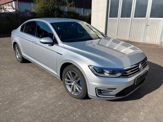 Volkswagen Passat GTE 1.4TSI eHybrid Highline Nav LED HUD - Volkswagen Passat: GTE