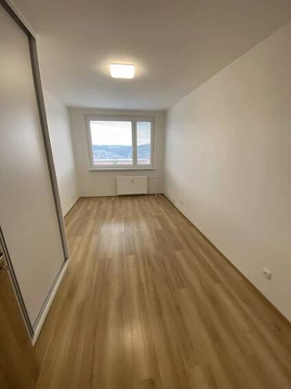 PRONÁJEM BYTU 3+1, ULICE PODLESÍ III. 4950, ZLÍN – G2 Reality s.r.o.