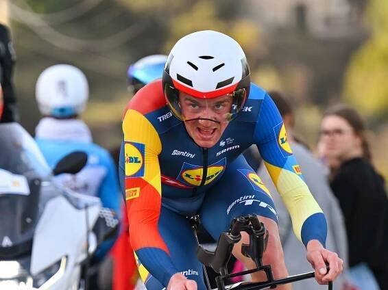 Mads Pedersen goes deep to win Etoile de Bessèges