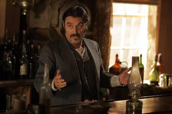 Deadwood - Nejsem ten, za koho mě máte (S03E02) (2006)