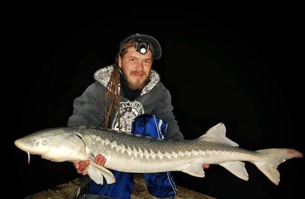 Lov jeseterů | MV Fishing.cz