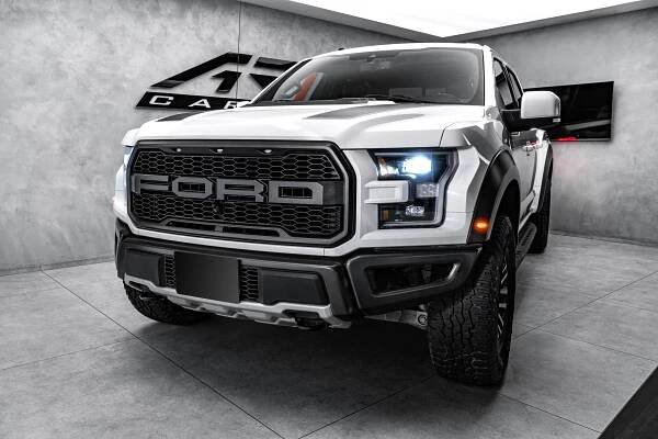 Ford F-150 Raptor 4x4 SuperCrew Cab