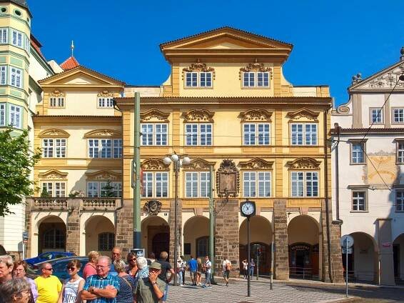 Datei:Šternberský palác 1.JPG – Wikipedia