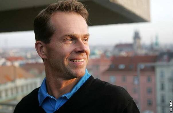 Edberg: Česku ve finále Davis Cupu moc nevěřím