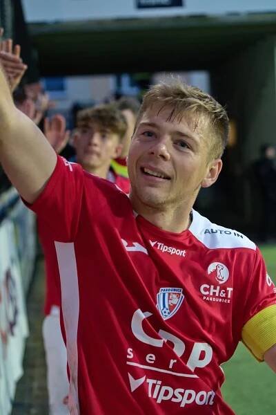 Patron Hlavatý nemohl dospat a vždy chtěl porazit rivala. Až jednou rozhodl