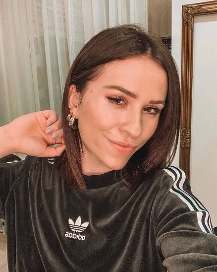 Mariana Prachařová jako brunetka