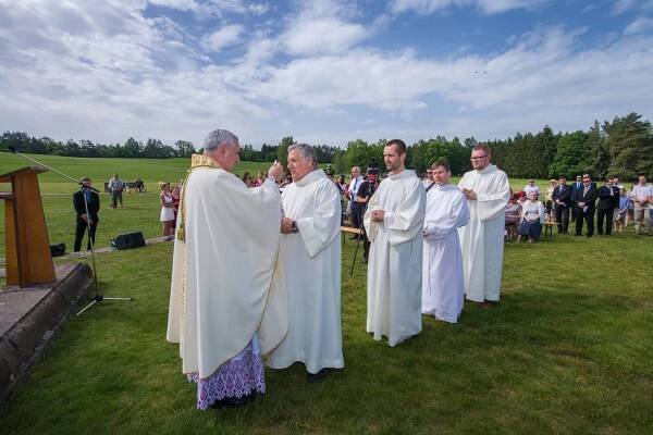 Pietní vzpomínka k 77. výročí vyhlazení obce Lidice - Biskupství českobudějovické