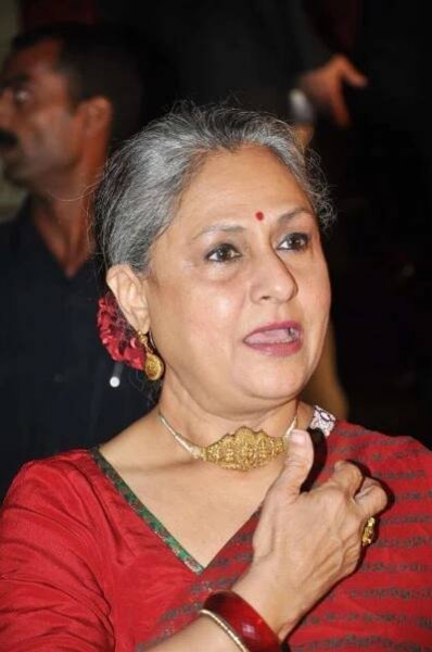 Jaya Bachchan : Net Worth, Height, Weight, Age, Affairs, Wiki, Facts and Figures 2