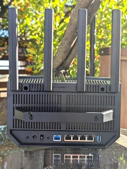 ASUS RT-BE92U Review (vs. TP-Link Archer BE550): An Excellent Just-Right Wi-Fi 7 Router 14