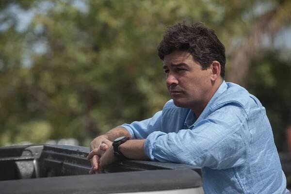 Bloodline - Part 1 - Z filmu - Kyle Chandler
