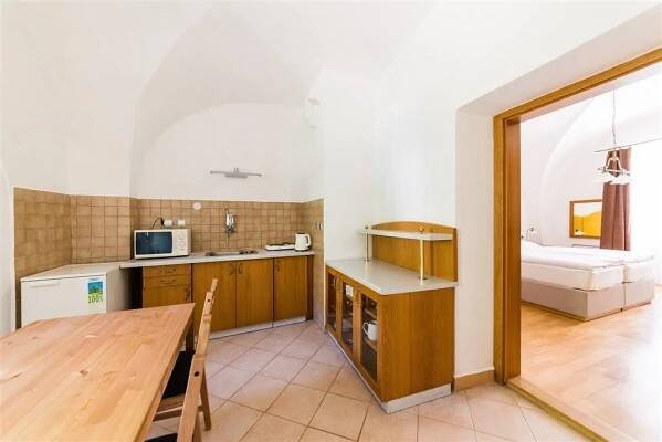 Znojmo - Hotel Clemar a penz. Austis *** | Jižní Morava - Česko 