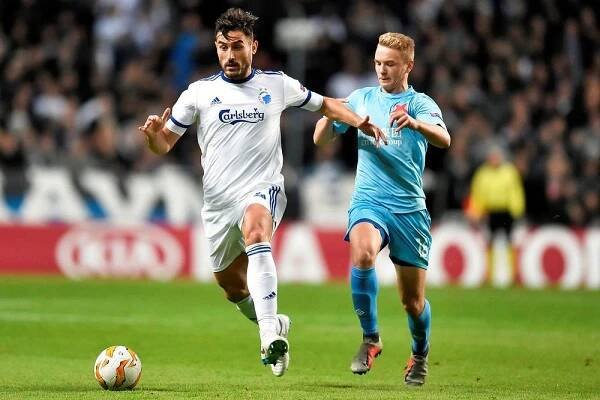 Nejdříve hajlování, pak rvačky. Slavia pyká za výtržnosti, v Bordeaux bude bez fanoušků