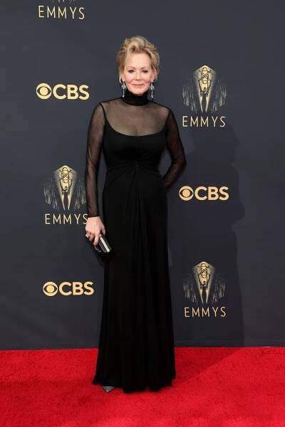 Hříšně sexy Ceny Emmy 2021! Bradavky, hluboké dekolty i odvážné rozparky