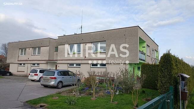 Pronájem bytu 3+1 80 m², Kouty, okres Nymburk