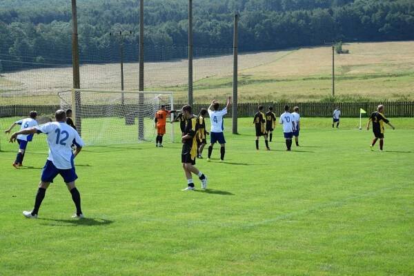 Oficiální stránky obce Dolní Podluží - 1. přátelské fotbalové utkání - FK D. Podluží x FK Chřibská