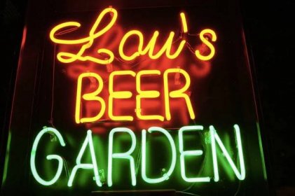 lou's beer garden